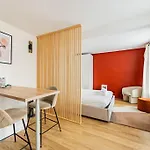 11#studio 2 Pers#bon Marche#st Germain#paris 6 *